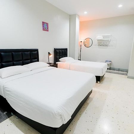 Suksomboon Residence Bangkok Exteriér fotografie