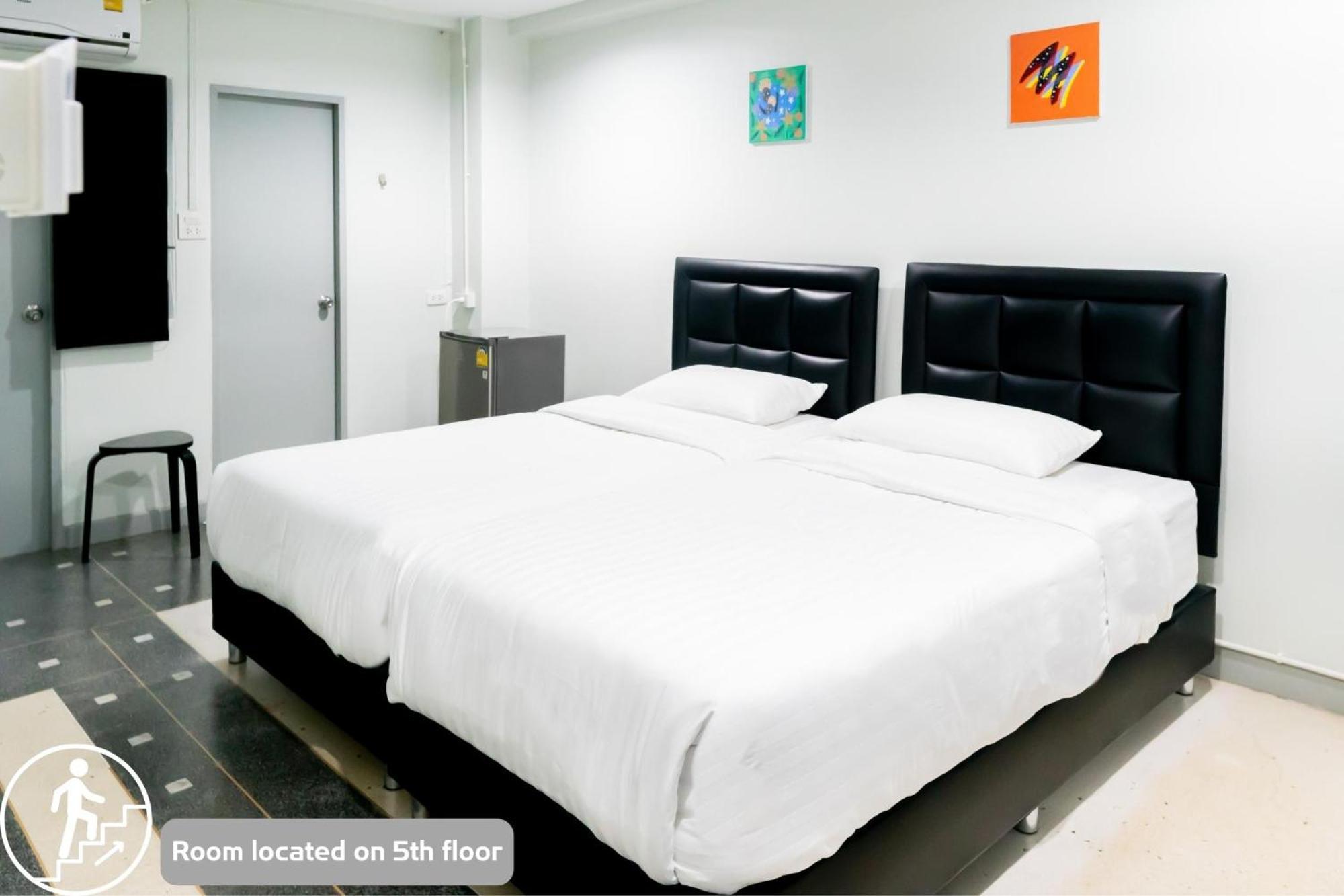 Suksomboon Residence Bangkok Exteriér fotografie